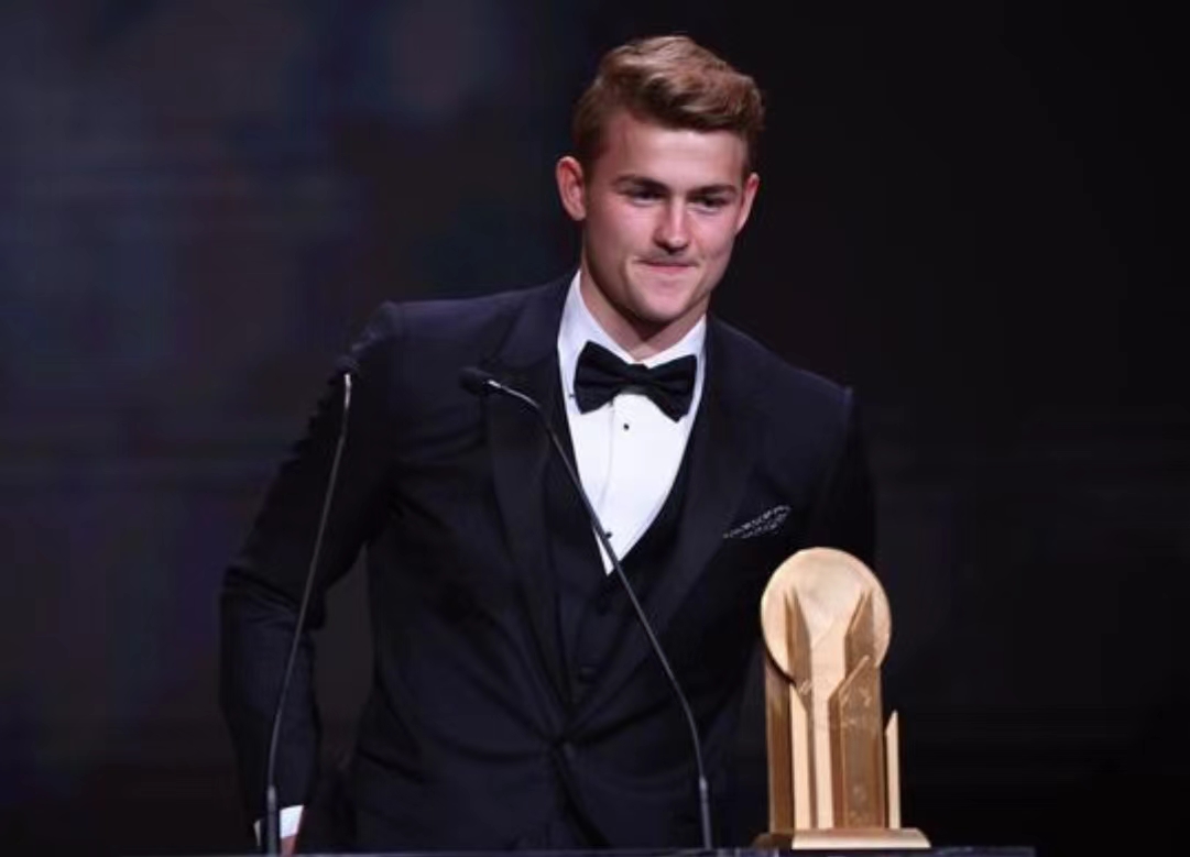 ac米兰体育官网-英格兰绝地反击德国，德利赫特打破历史纪录的简单介绍