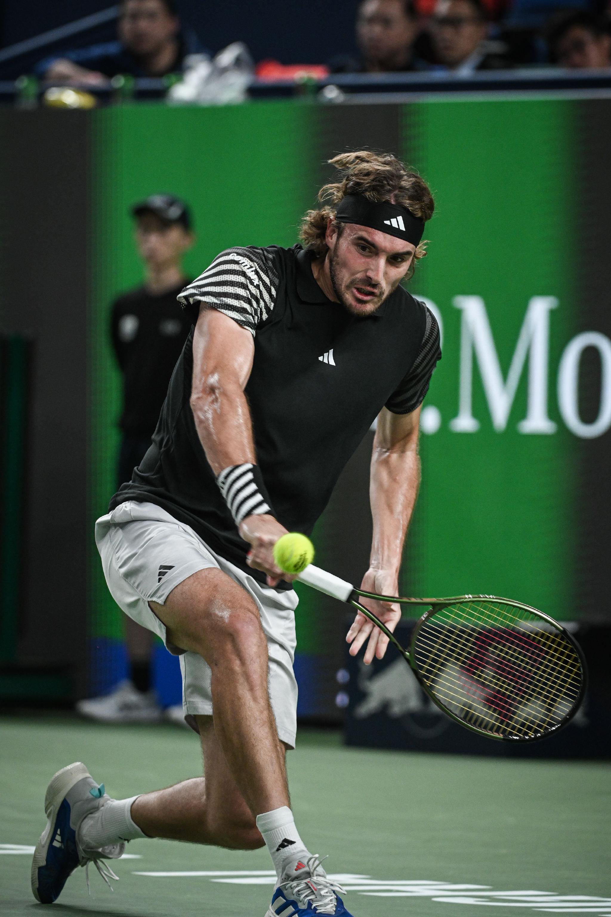 米兰-英国网球队翻盘欧洲网球队，西西帕斯打破历史纪录的简单介绍