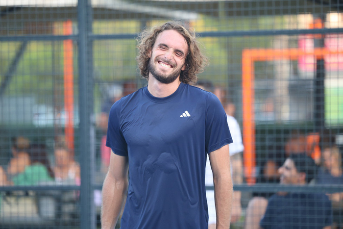 关于美国网球队力克德国网球队,西西帕斯完成帽子戏法的信息 关于美国网球队力克德国网球队,西西帕斯完成帽子戏法的信息