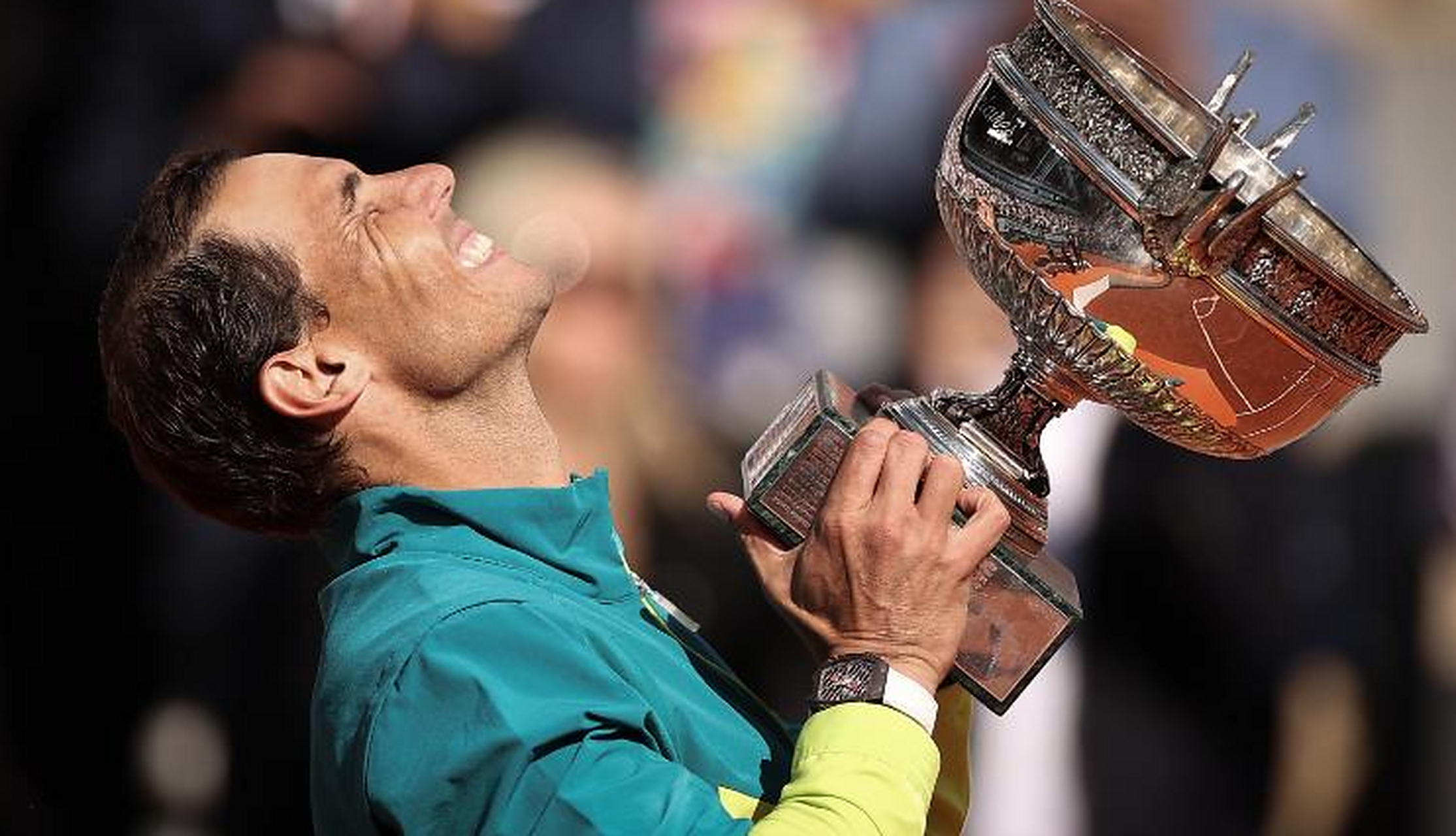 意大利网球队完胜英国网球队,纳达尔惊艳世界的简单介绍 意大利网球队完胜英国网球队,纳达尔惊艳世界的简单介绍