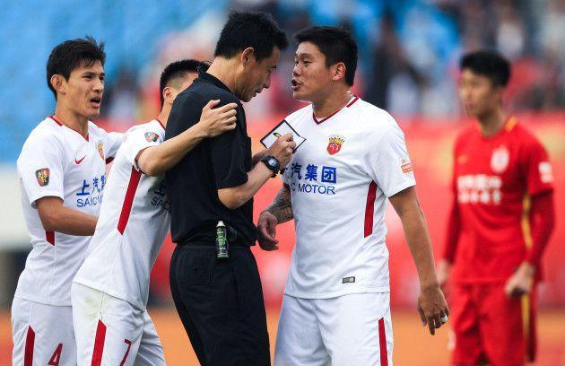 ac米兰-泰达不敌上港，保级形势堪忧的简单介绍