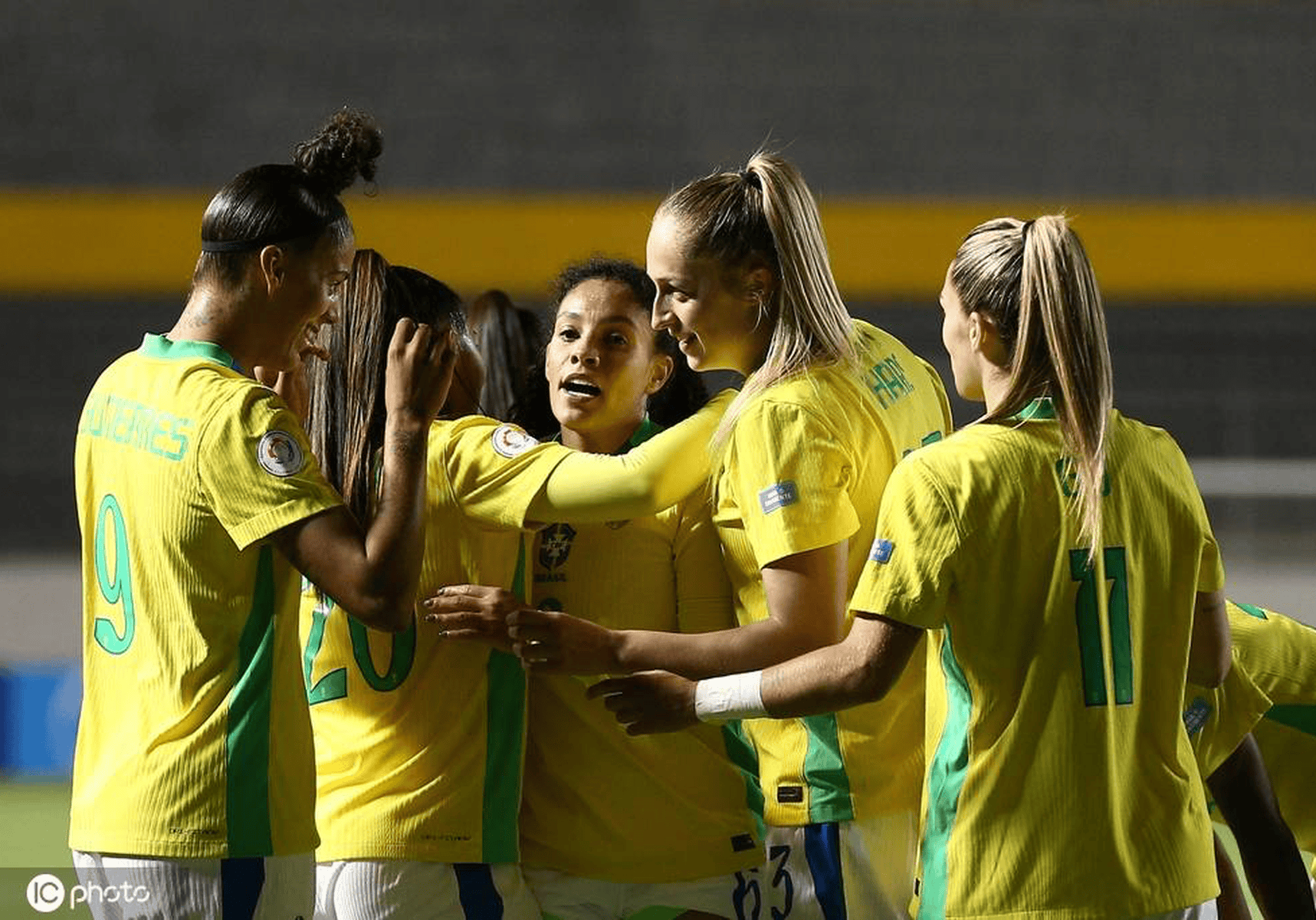 关于巴西女足战胜墨西哥女足获得金牌的信息 关于巴西女足战胜墨西哥女足获得金牌的信息