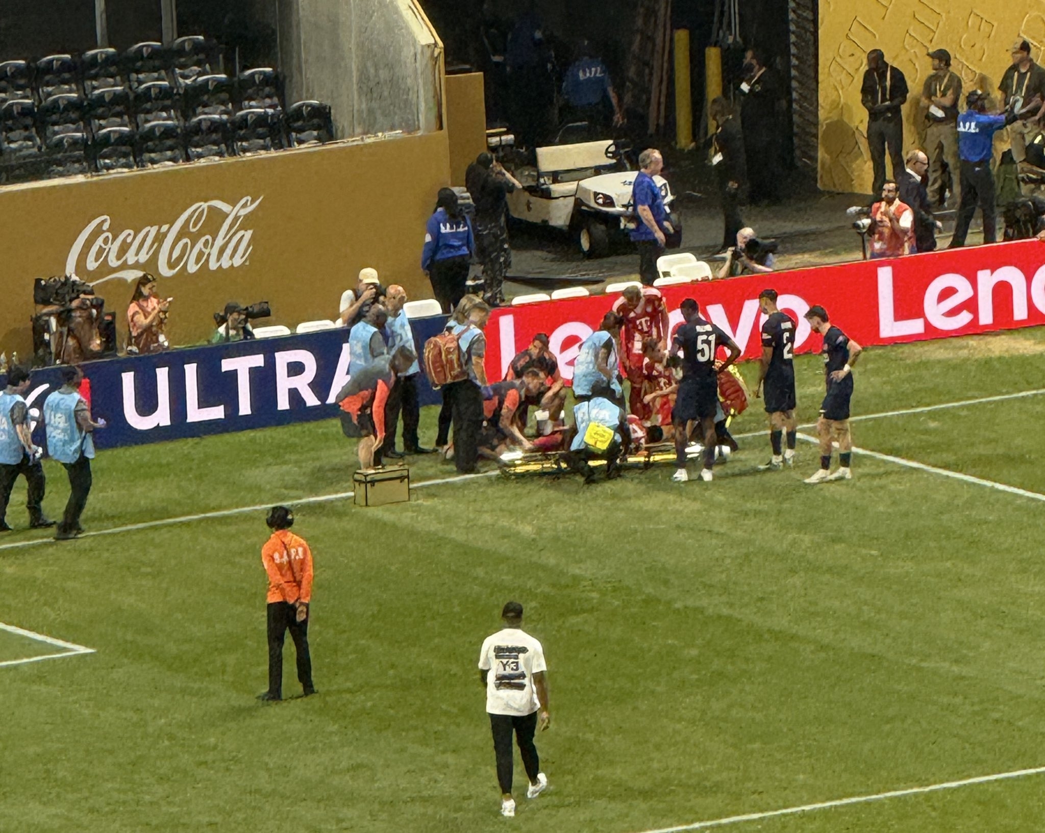 塞内加尔碾压西班牙，格列兹曼统治全场的简单介绍