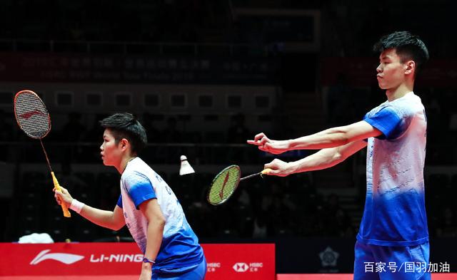 包含泰国队险胜马来西亚队，黄鸭组合统治全场的词条