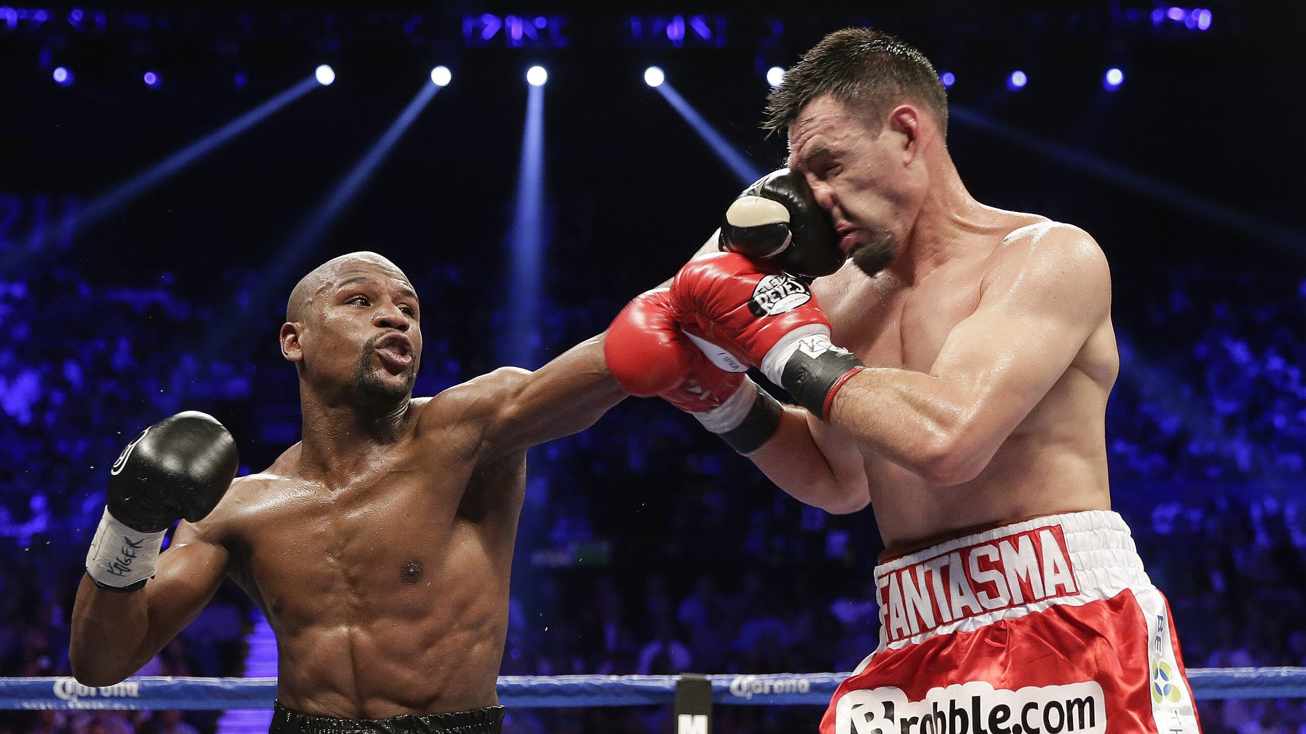 米兰-关键先生哈利伯顿引领上海队历史性完胜凯尔特人